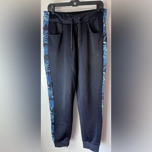 PUMA Men’s Size M Heavy Weight Joggers